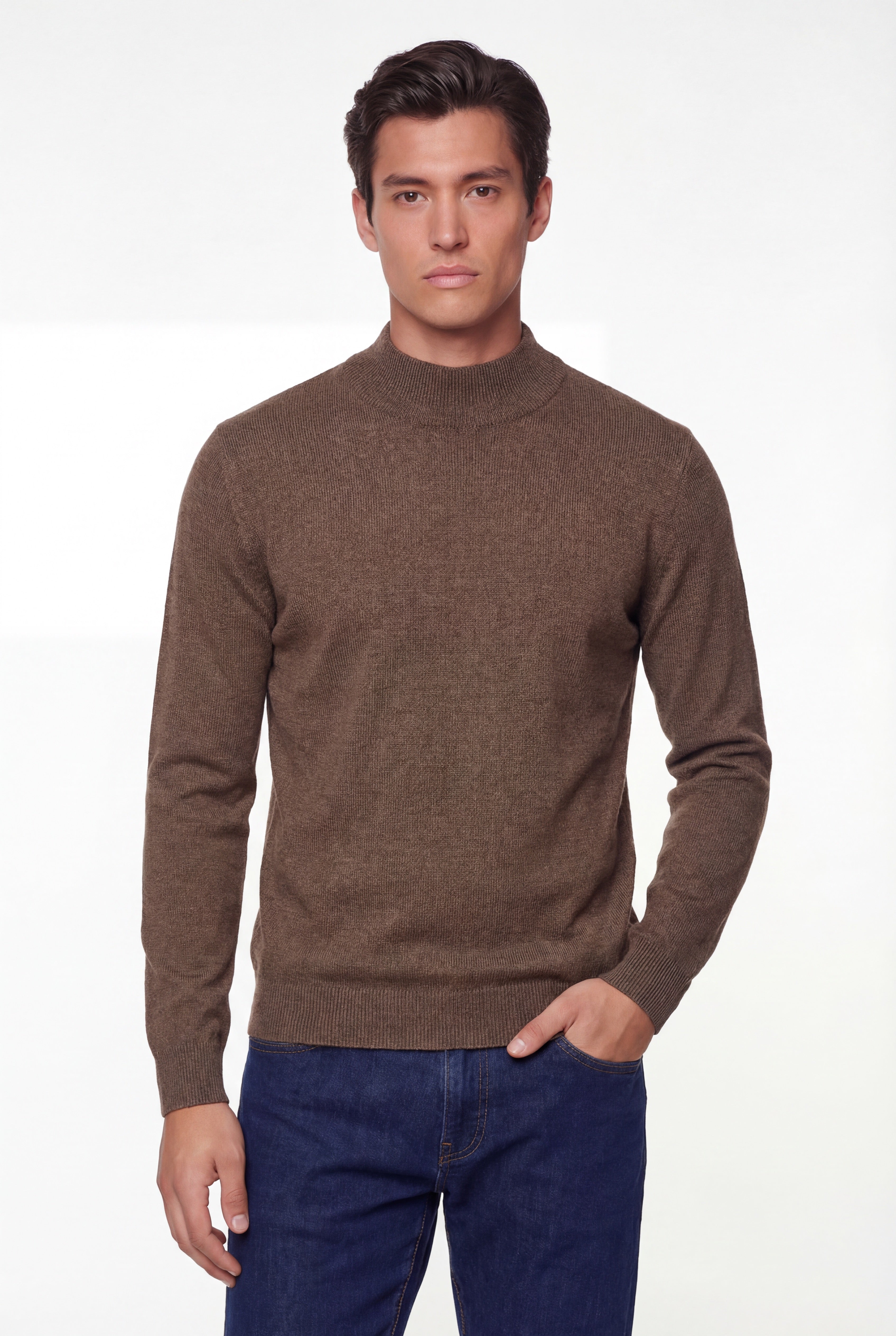 Pull en maille à col montant – Marron – Laine mérinos extra-fine