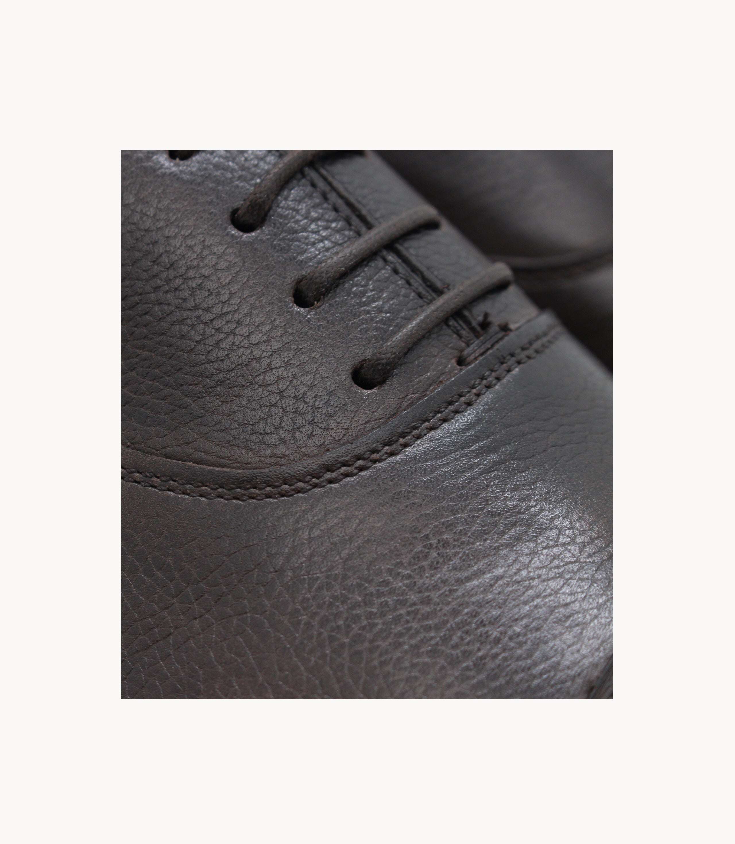 STEFANO BROWN - Gabriel Collezione